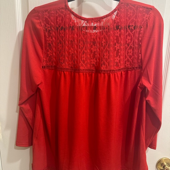 Storybuk Top NWT Red 1XL 3/4 sleeve beautiful detail - Picture 3 of 8